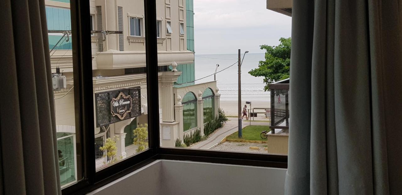 Apto Em Predio Frente Ao Mar, Meia Praia Itapema, Linda Vista, 3 Dormitorios Buitenkant foto